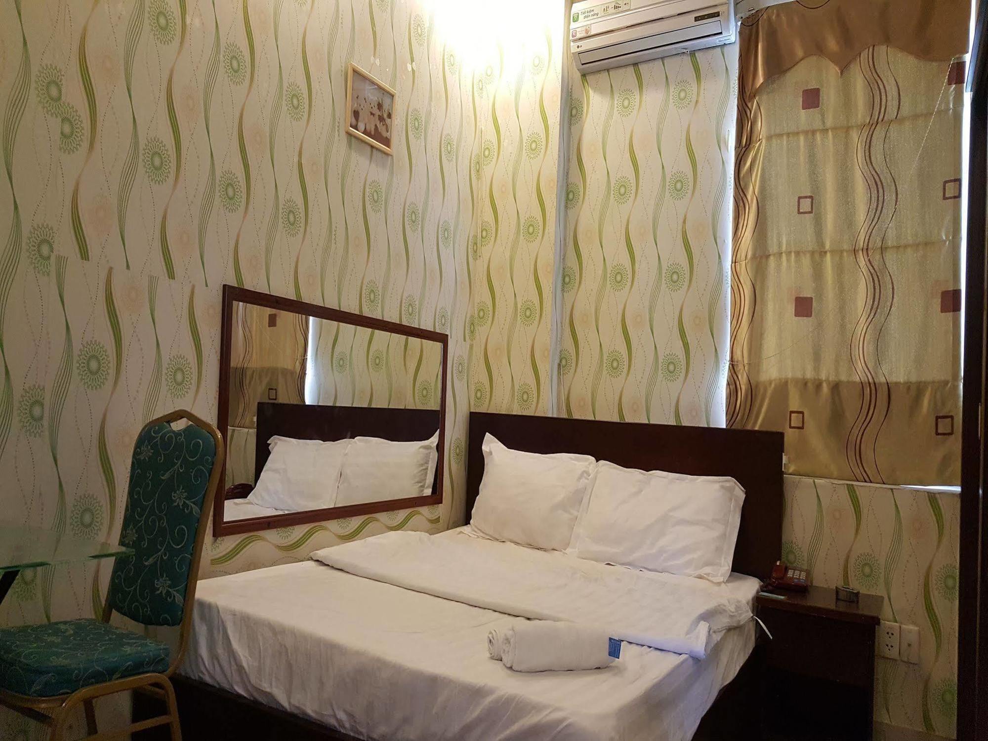 Lucky Hotel Хошимін Екстер'єр фото